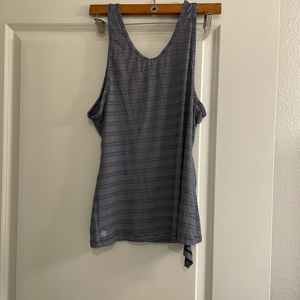 Workout tank top
